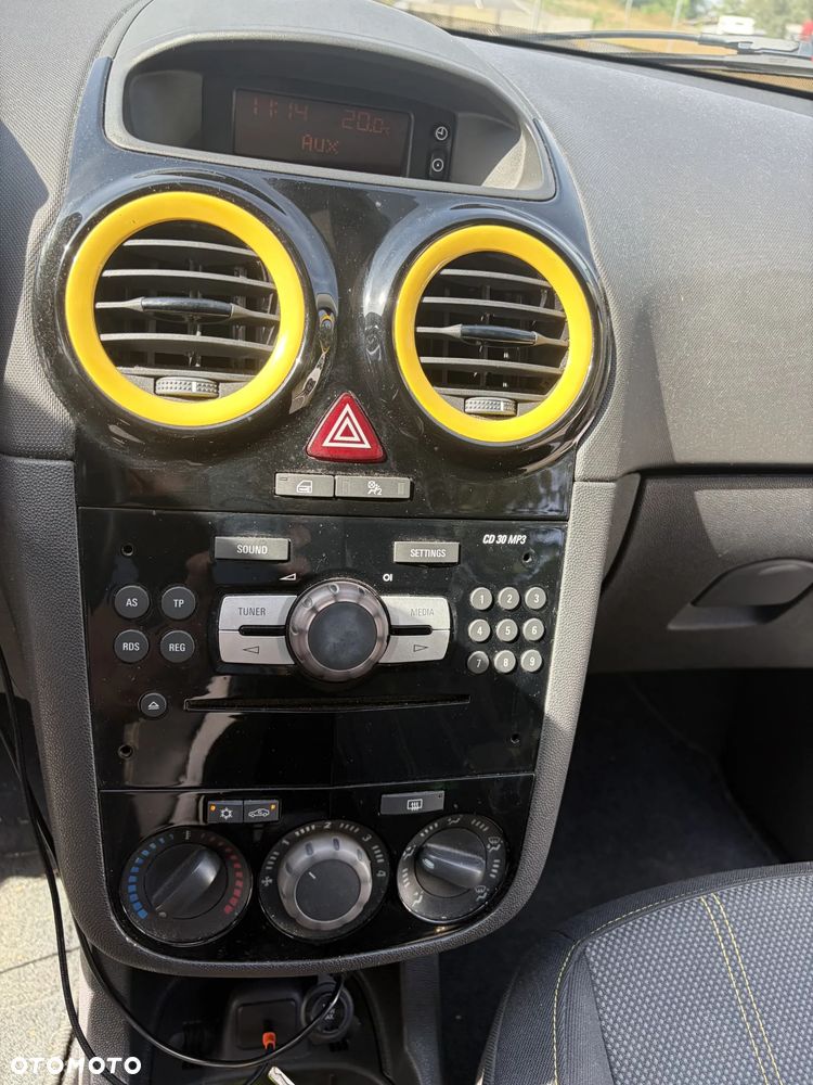 Opel Corsa - 11