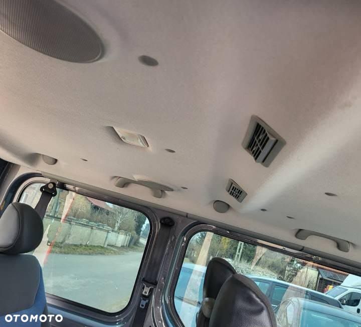 Renault Trafic - 8