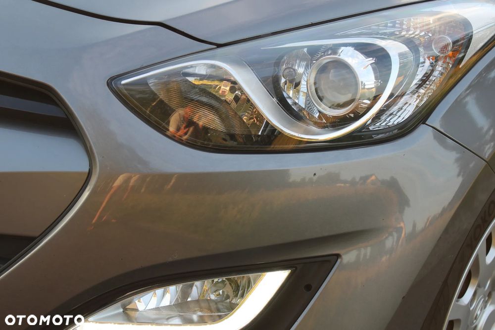 Hyundai i30 1.6 Trend - 11