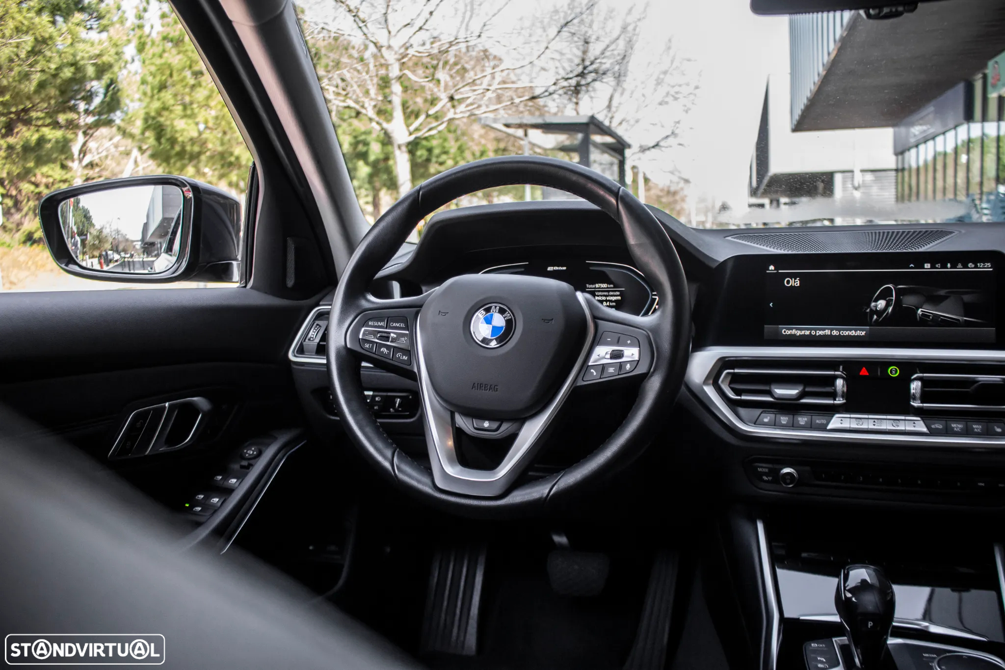 BMW 330 e Touring Line Luxury Auto - 35