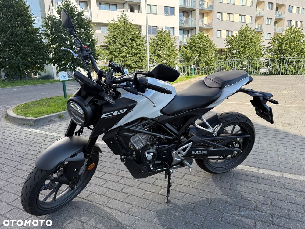 Honda CB - 10