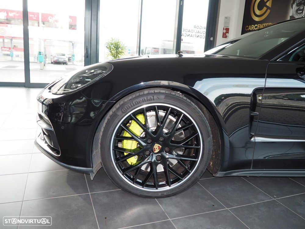 Porsche Panamera Sport Turismo - 4