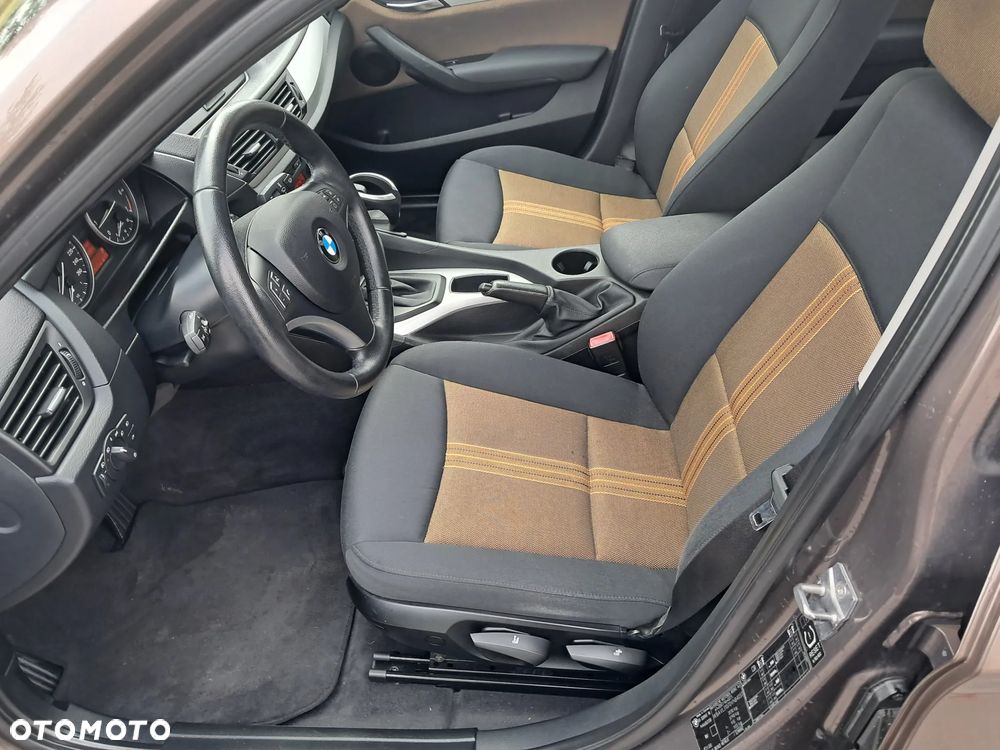 BMW X1 sDrive18i - 8