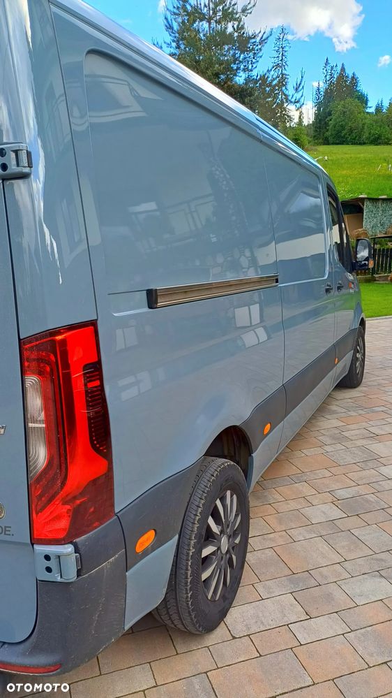Mercedes-Benz Sprinter - 5