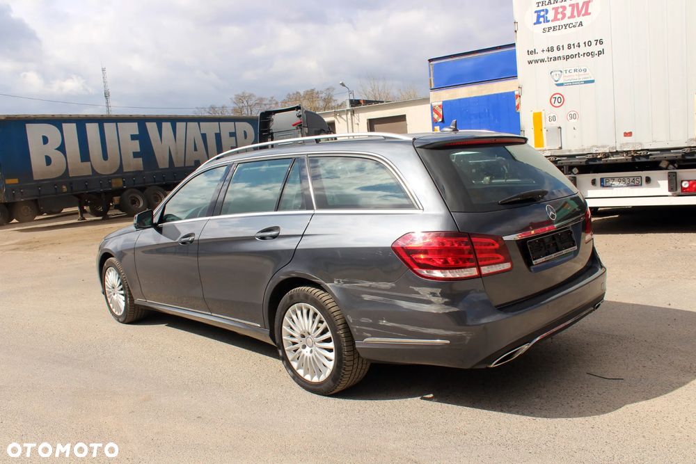 Mercedes-Benz Klasa E 250 CDI DPF BlueEFFICIENCY Automatik Avantgarde - 4
