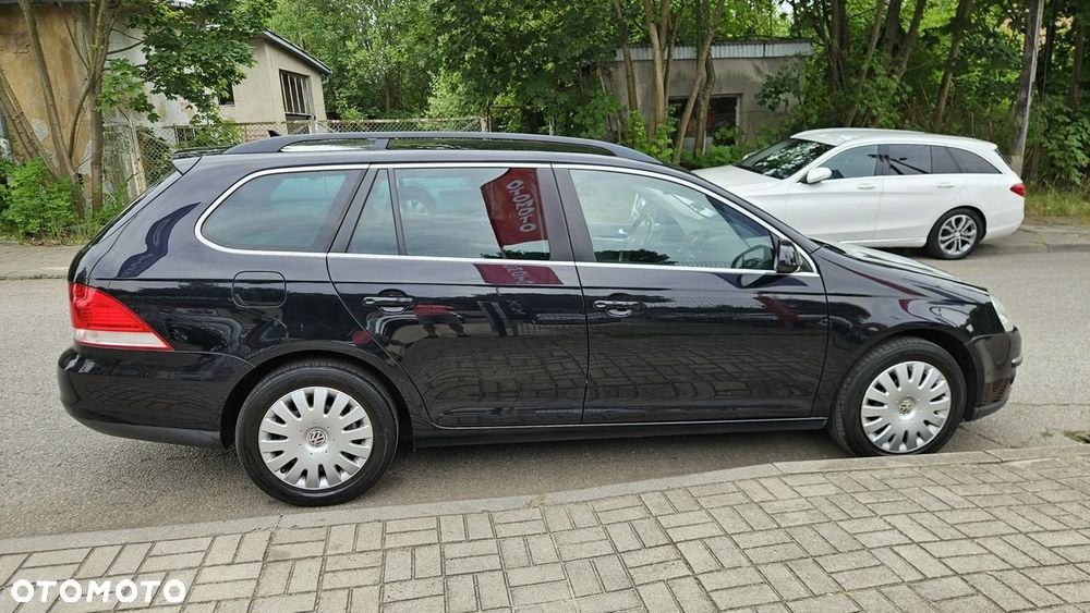 Volkswagen Golf 2.0 TDI DPF Highline - 8