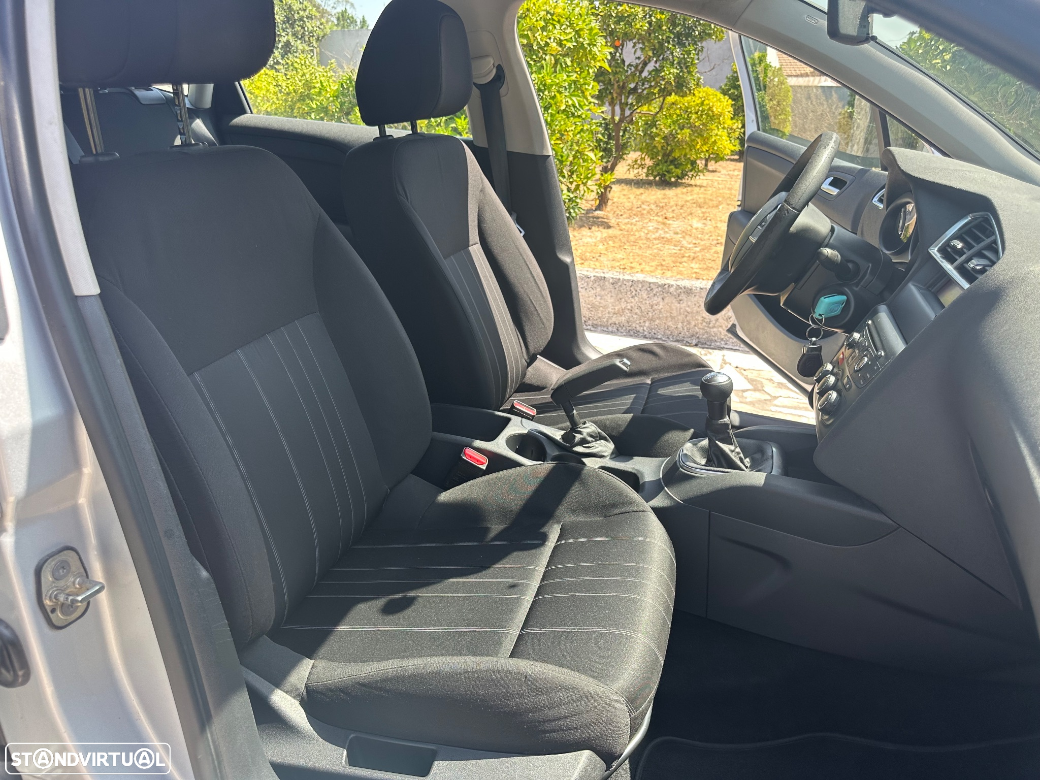 Citroën C4 1.6 HDi Attraction - 20