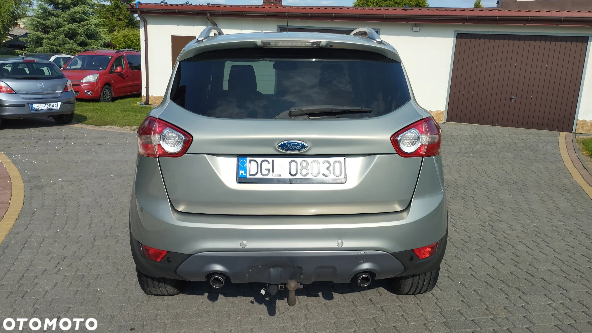 Ford Kuga 2.0 TDCi 4x4 Trend - 4