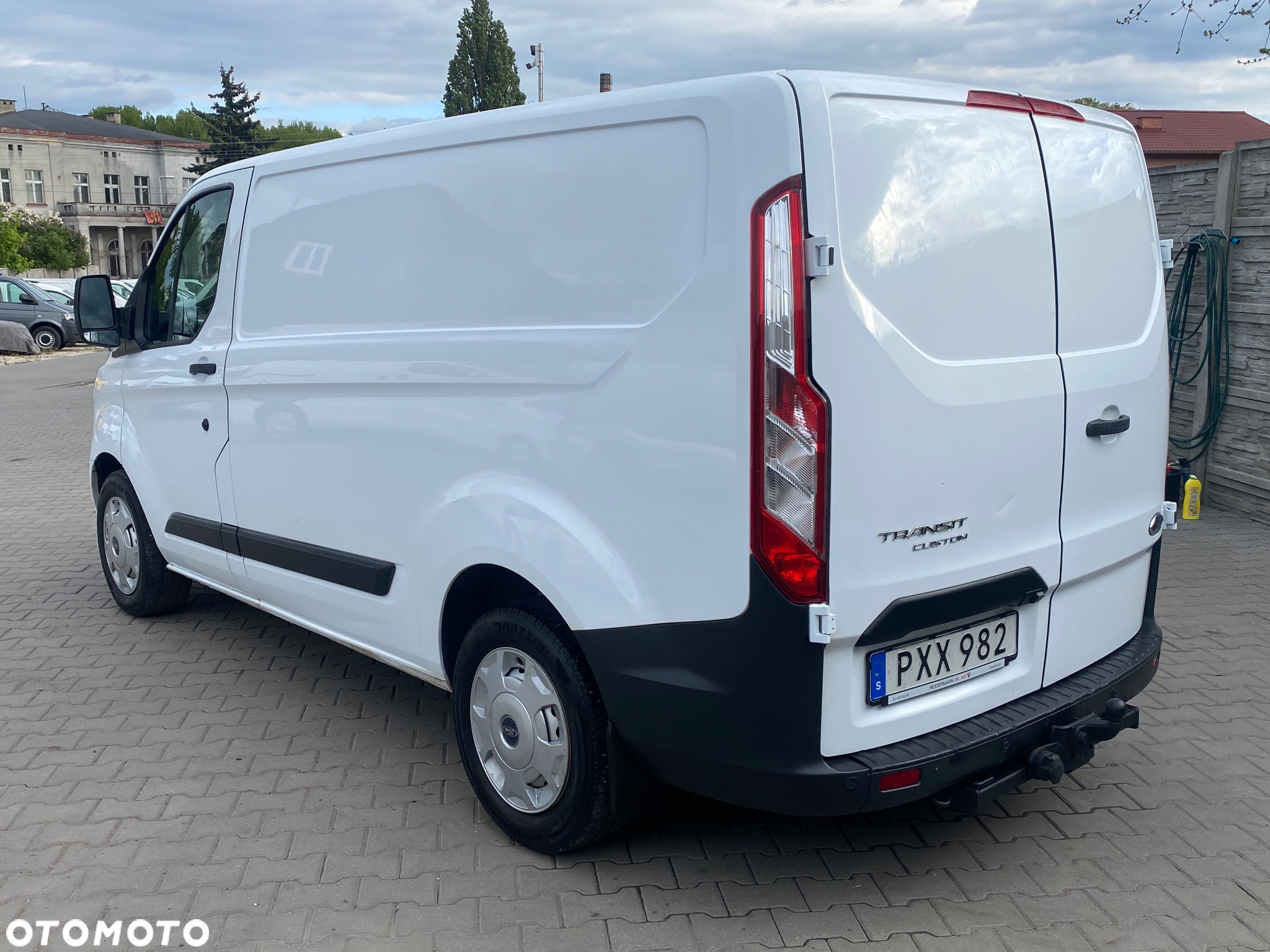Ford TRANSIT CUSTOM - 7