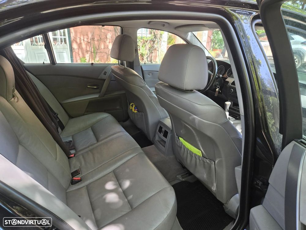 BMW 525 d Touring - 8