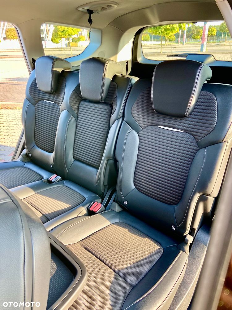 Renault Grand Scenic TCe 160 GPF EDC BOSE EDITION - 17