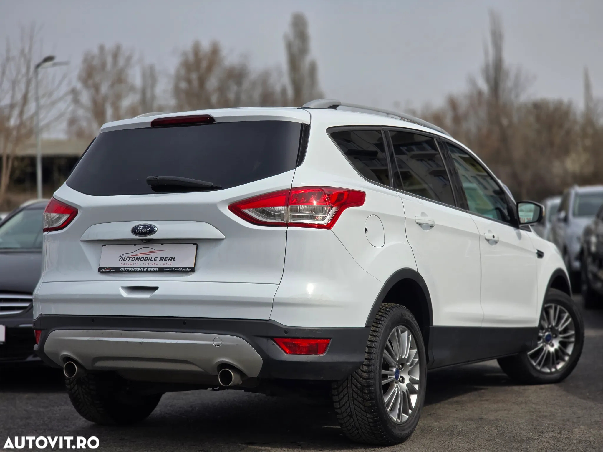 Ford Kuga 2.0 TDCi 4x4 Aut. Titanium - 5