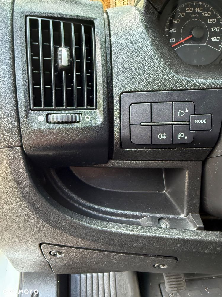 Peugeot Boxer - 25
