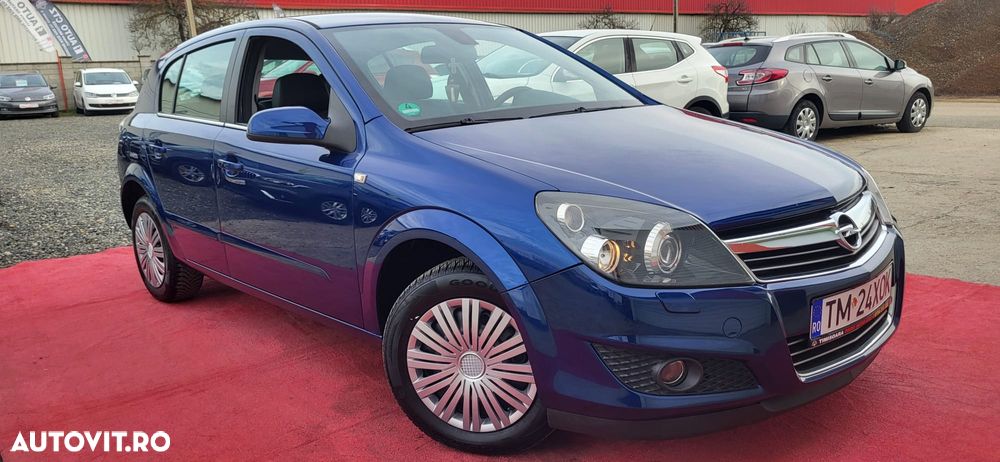 Opel Astra 1.6 Essentia - 1