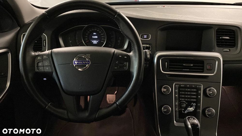 Volvo V60 D2 Linje Svart - 10