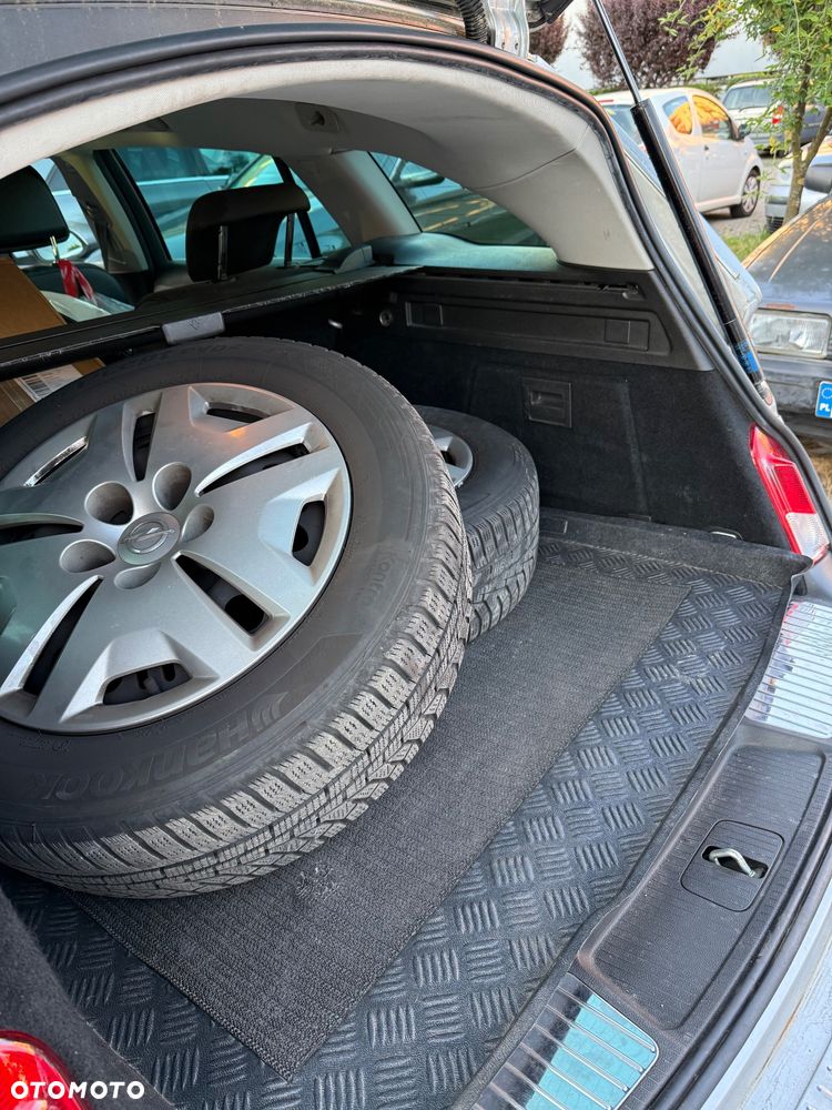 Opel Insignia 1.8 Cosmo - 27