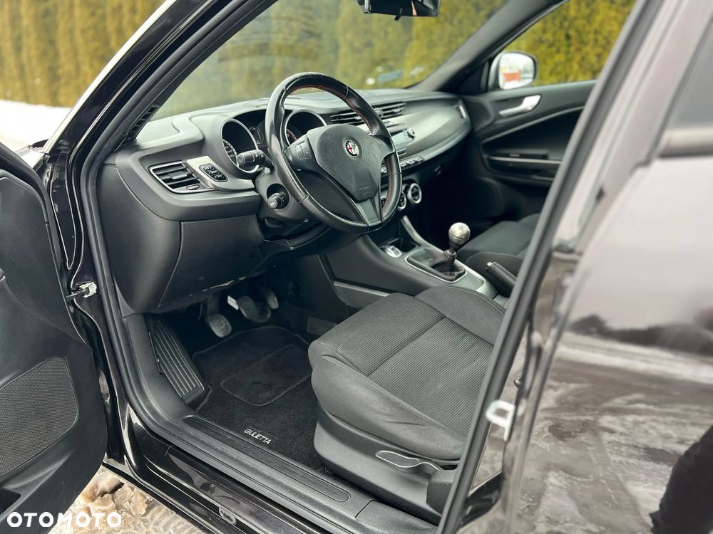 Alfa Romeo Giulietta 1.6 JTDM Veloce - 14