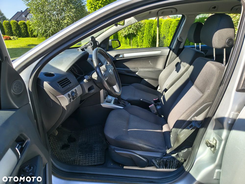 Opel Astra 1.7 CDTI ecoFLEX - 4