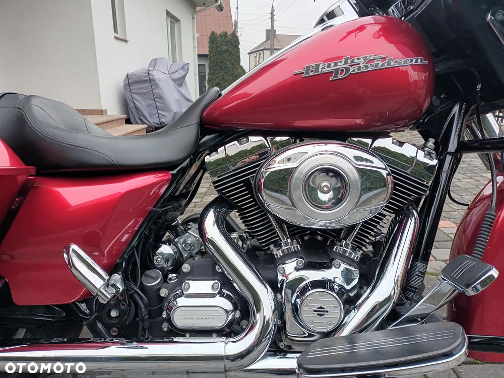 Harley-Davidson Touring Street Glide - 3