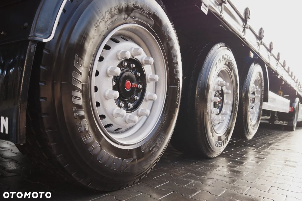 Wielton STANDARD OŚ PODNOSZONA SAF TARCZE /PODNOSZONY DACH - 11