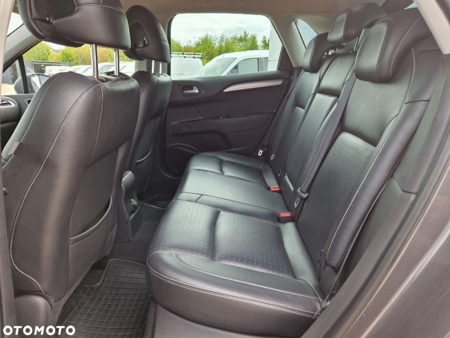 Citroën C4 2.0 HDi Exclusive - 8