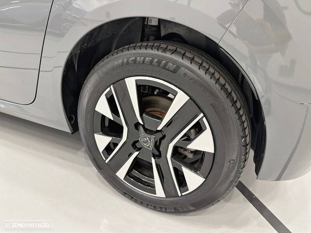 Peugeot e-208 50 kWh Allure - 11