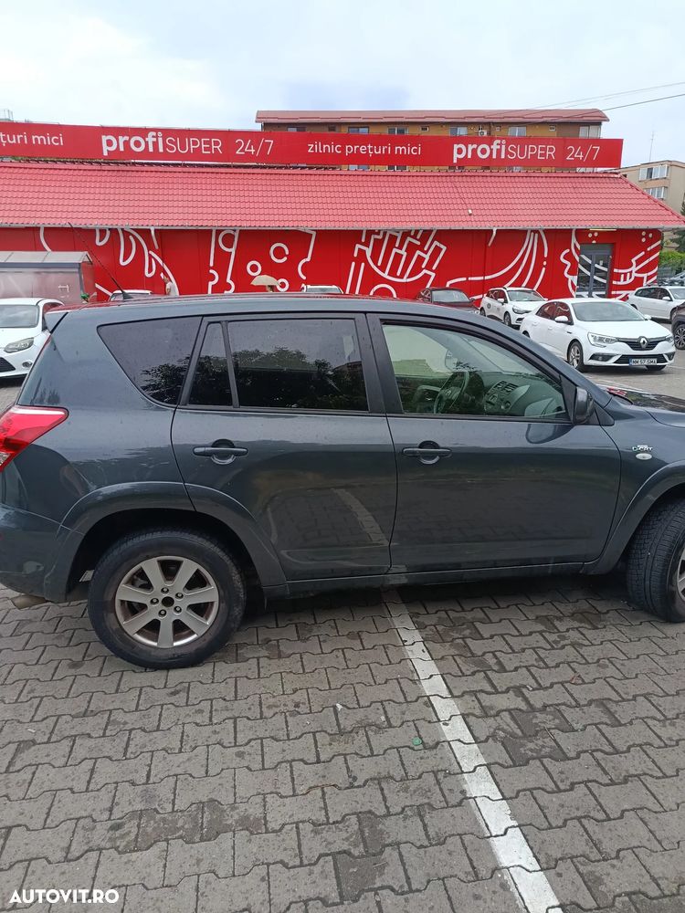 Toyota RAV4 2.2 D-CAT 4x4 Executive - 2