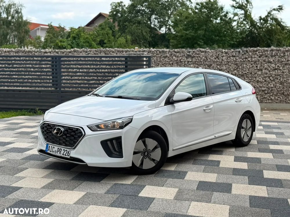 Hyundai IONIQ - 1