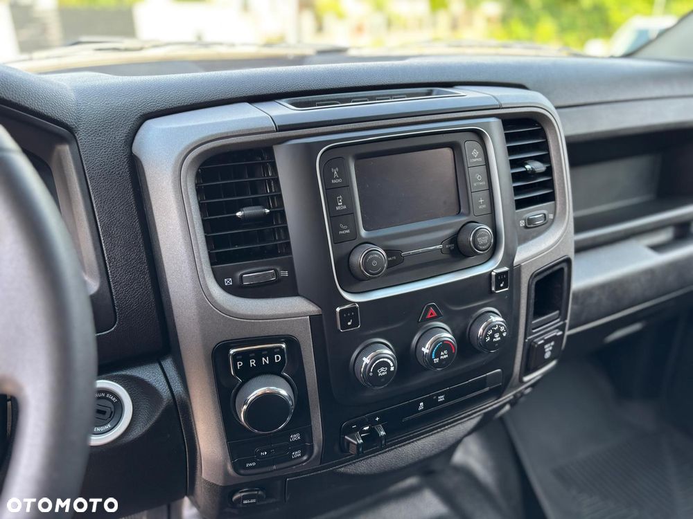 Dodge RAM - 32