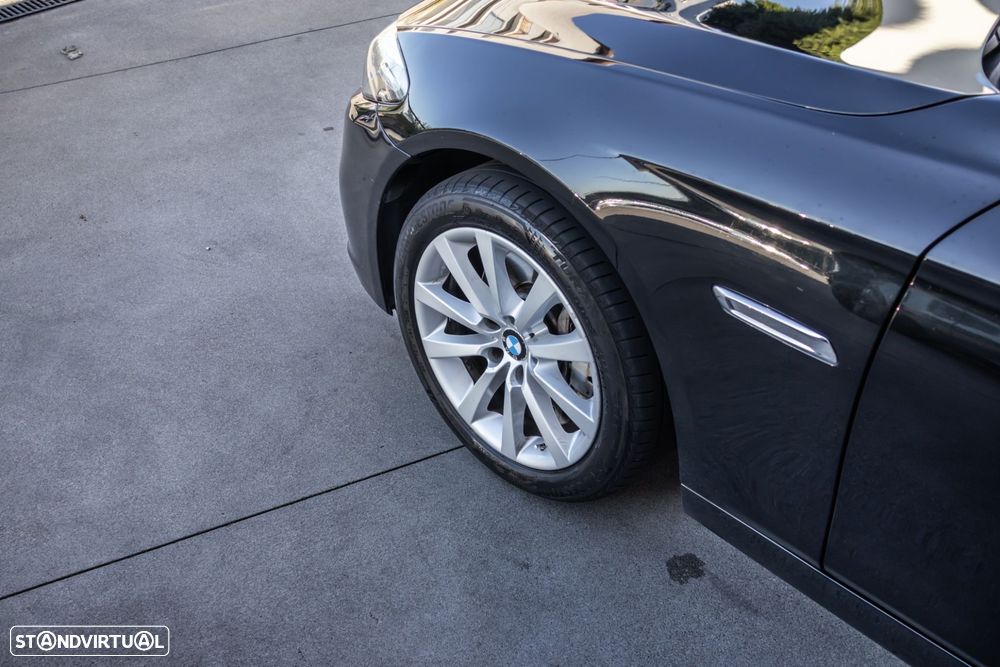 BMW 525 d Line Luxury Auto - 10