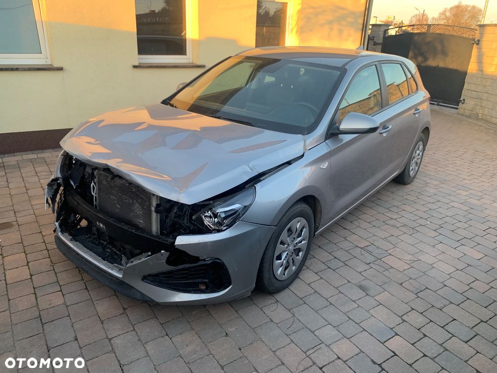 Hyundai i30 1.0 T-GDI Modern DCT - 4