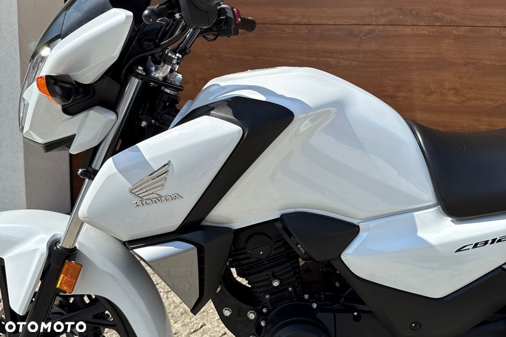Honda CBF - 24