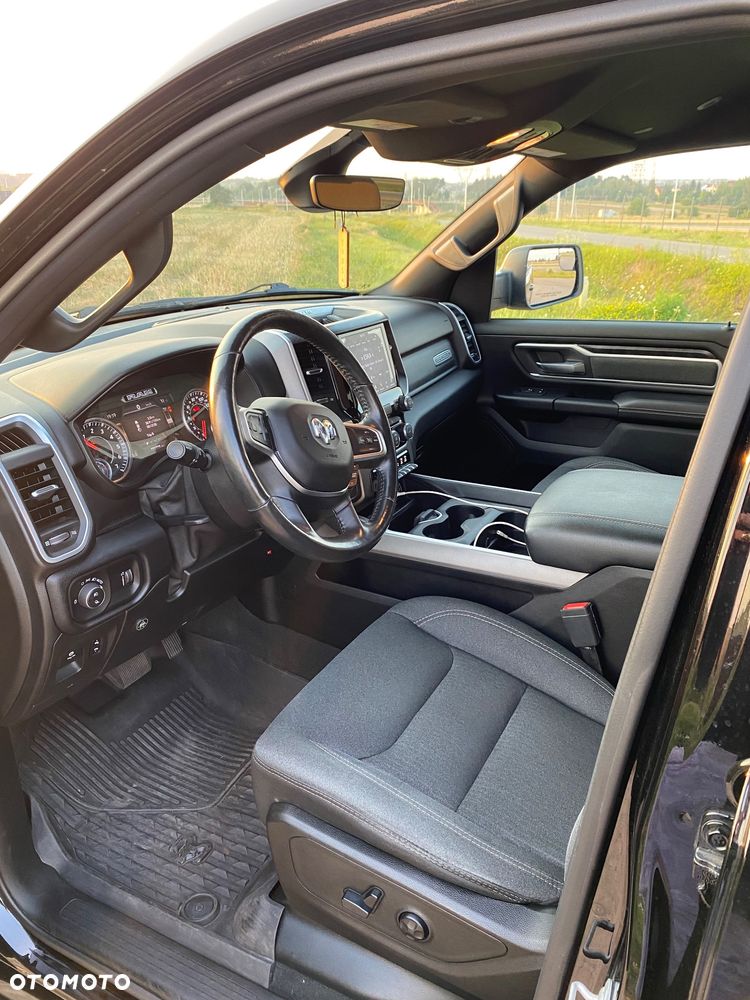 RAM 1500 5.7 Crew Cab Bighorn - 8