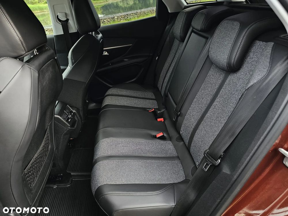 Peugeot 3008 1.6 THP Allure S&S EAT6 - 7