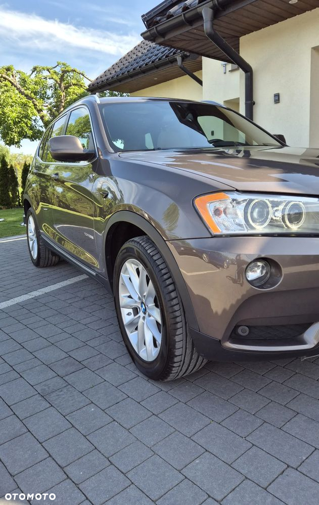 BMW X3 28i xDrive - 35