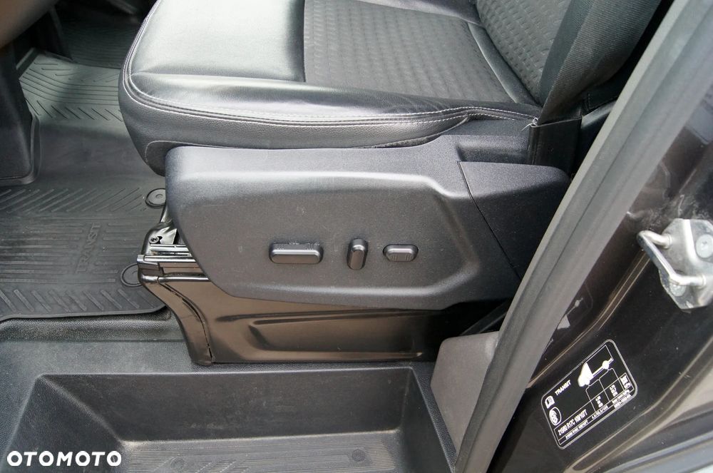 Ford Transit Custom Business VAN L2H1 SPORT Brygadówka 6 os. - 27