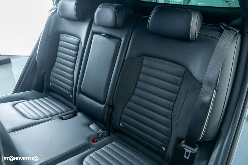 Kia Sportage 1.6 T-GDI AWD Pack GT-Line - 9