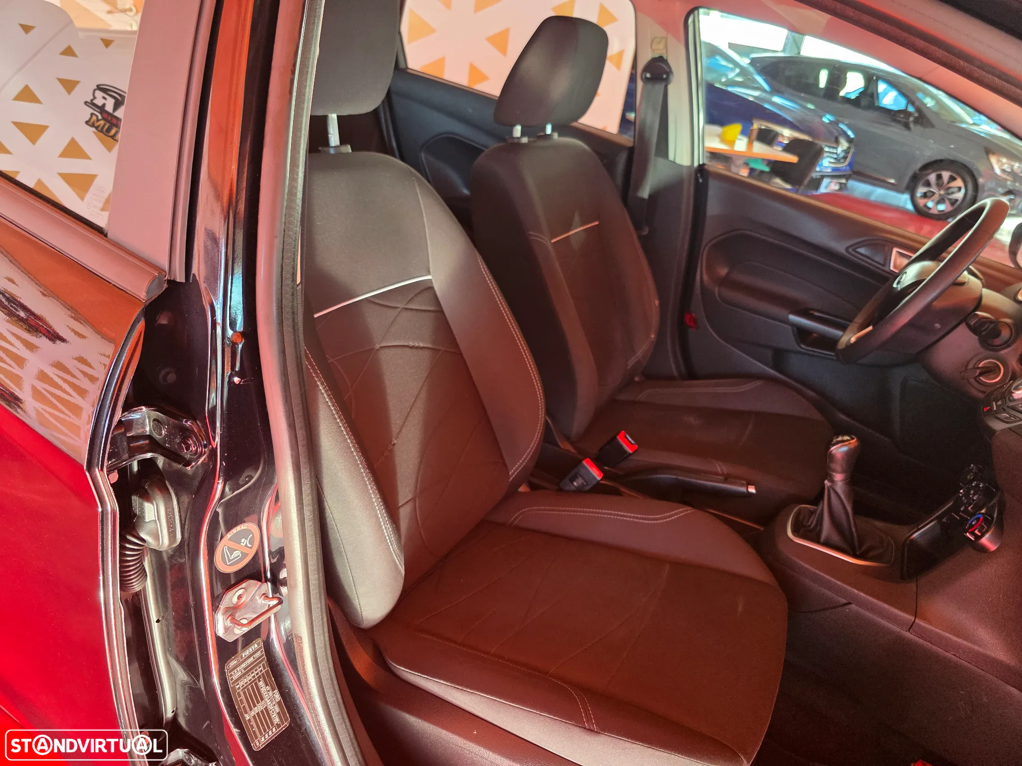 Ford Fiesta 1.5 TDCi Titanium - 32