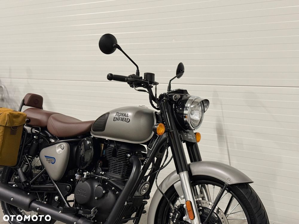 Royal Enfield Classic - 8