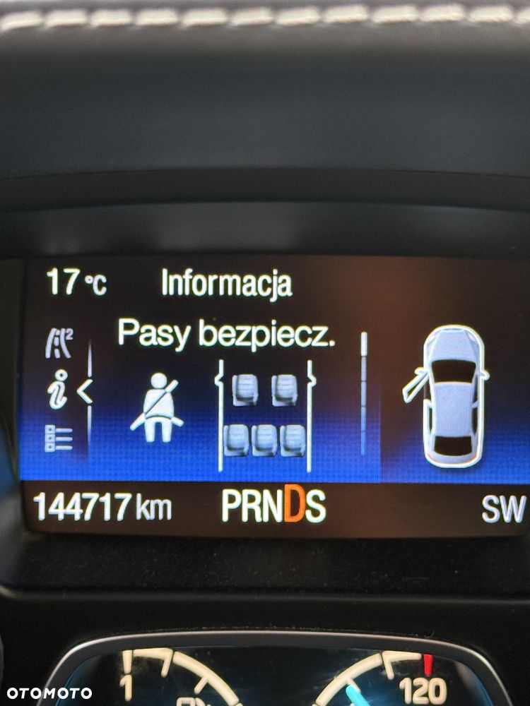 Ford Kuga - 8