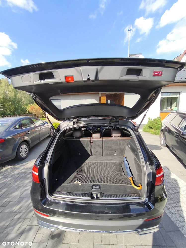 Mercedes-Benz GLC - 11