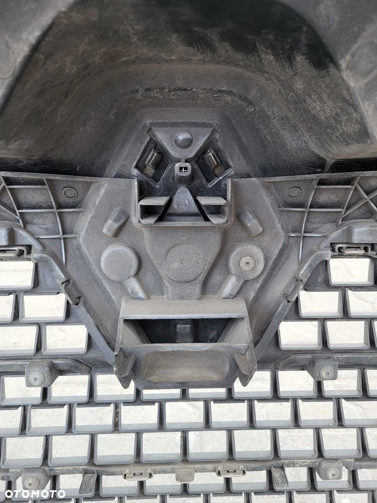 RENAULT MASTER IV GRILL ATRAPA CHŁODNICY 623109004R - 11