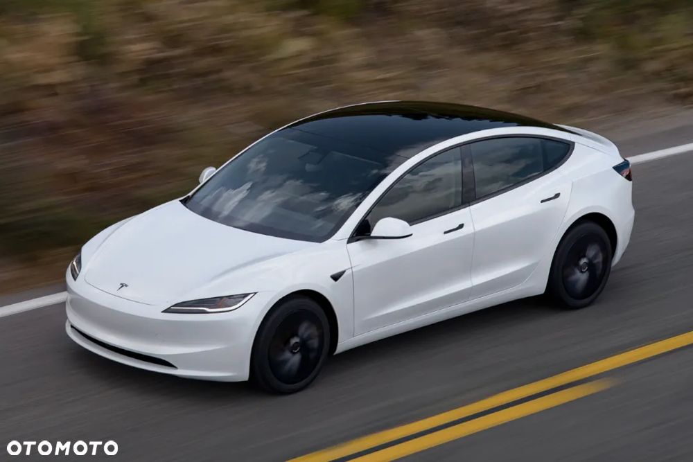 Tesla Model 3 RWD - 3