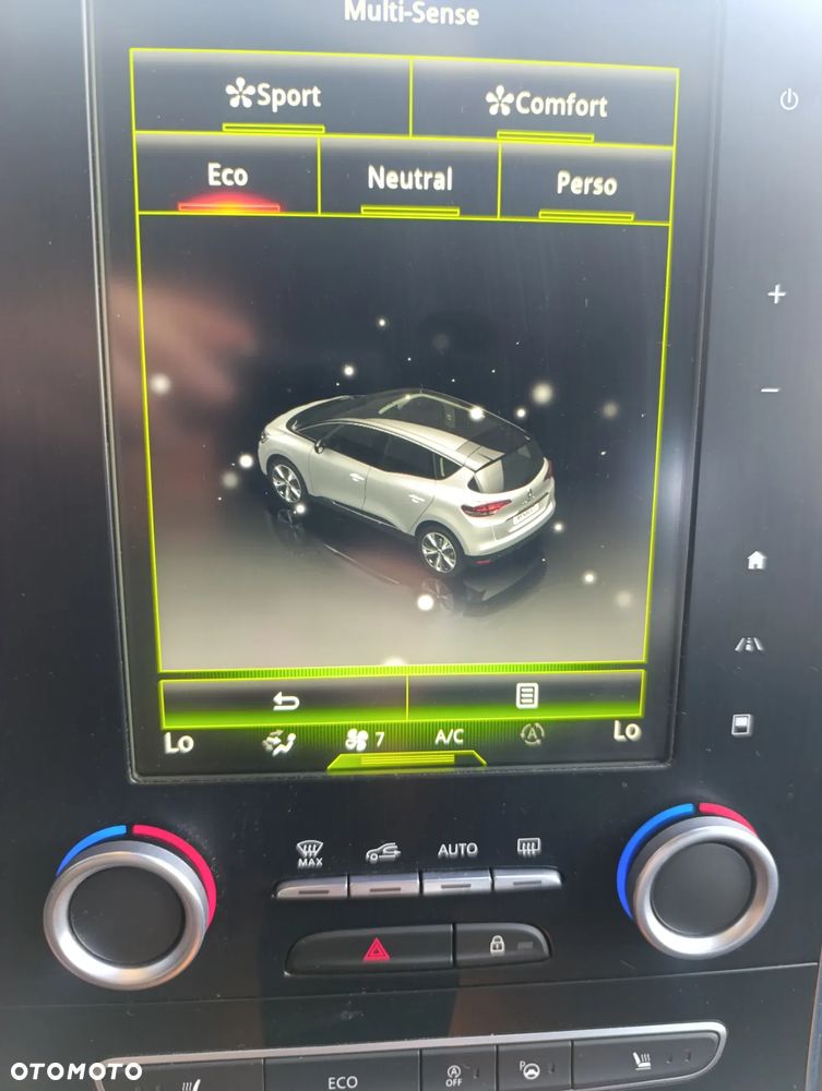 Renault Scenic ENERGY TCe 130 BOSE EDITION - 20