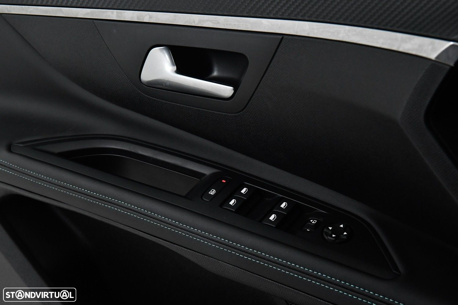 Peugeot 5008 1.5 BlueHDi Allure Pack EAT8 - 19