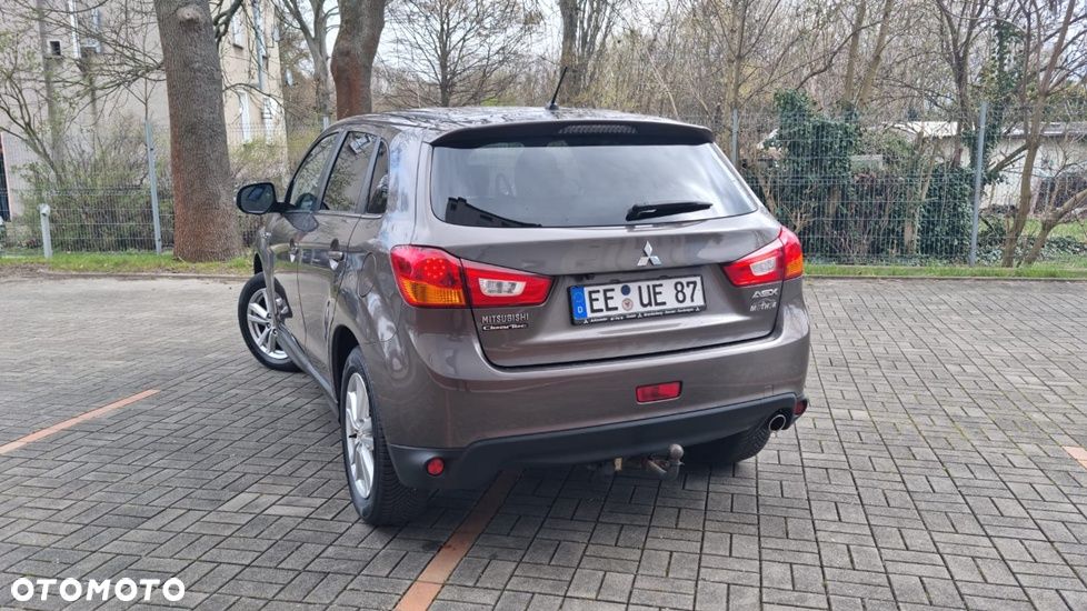Mitsubishi ASX 1.6 Invite Navi - 6