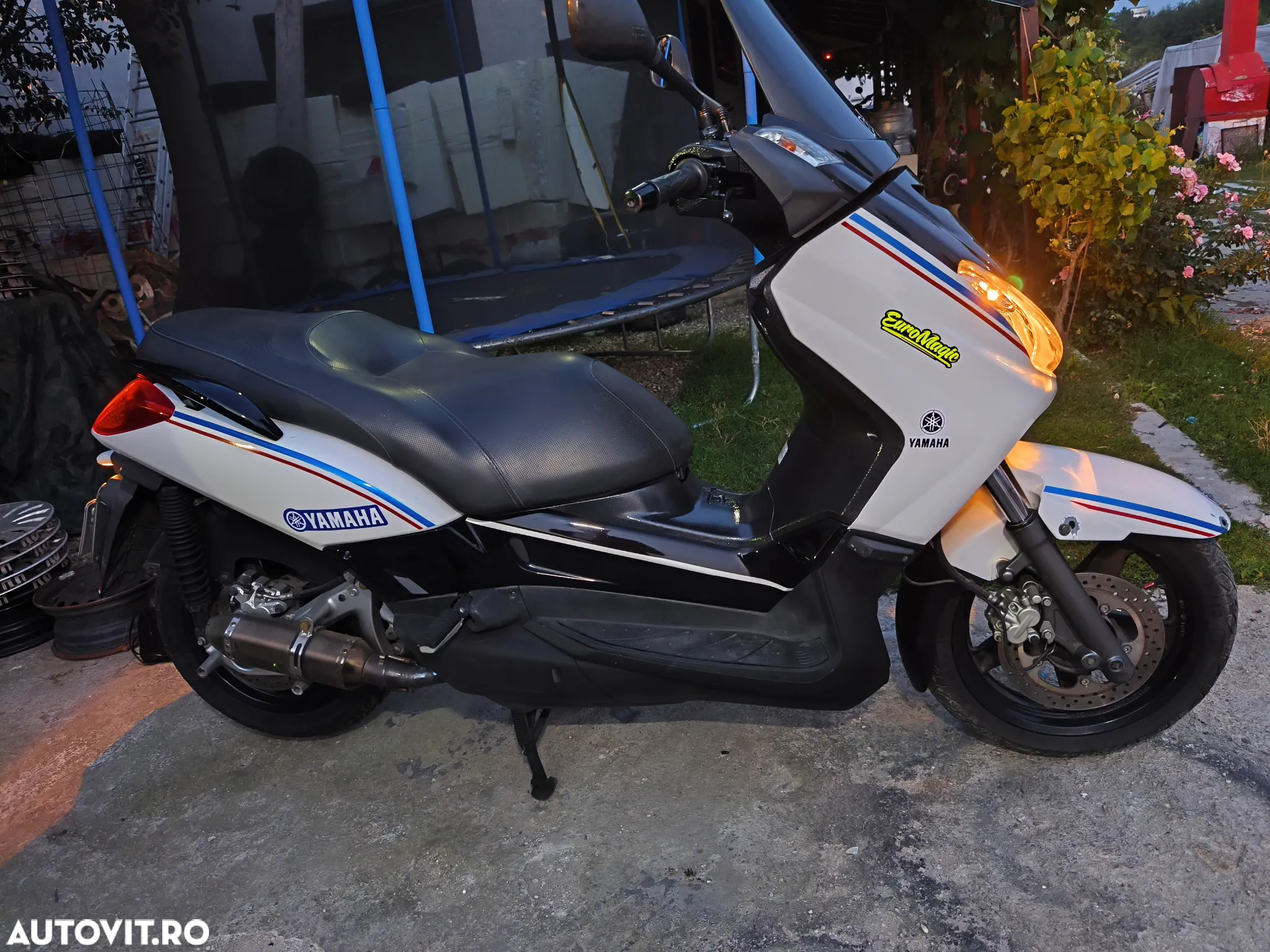 Yamaha XMAX 250 - 6