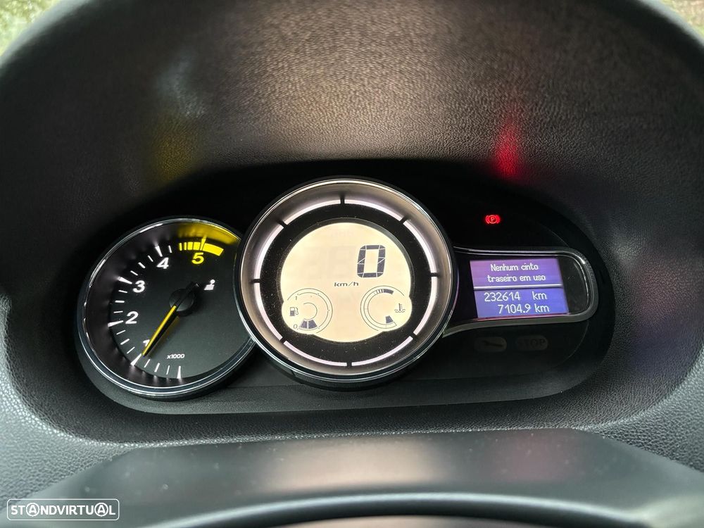 Renault Mégane 1.5 dCi Dynamique S SS - 13