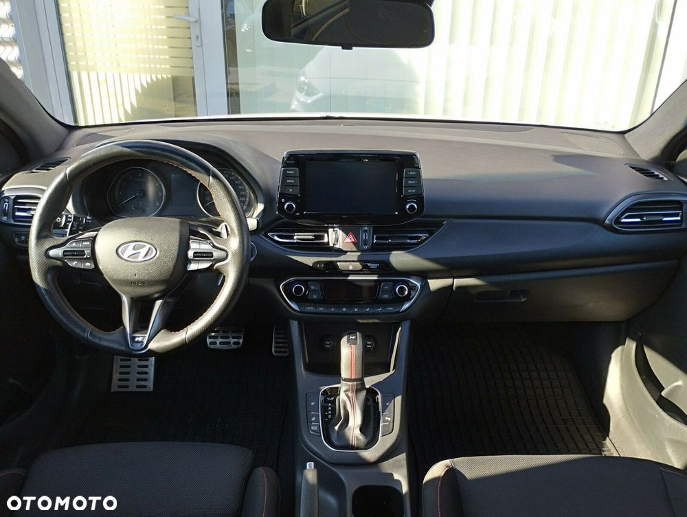 Hyundai i30 1.5 T-GDI 48V Executive DCT - 4