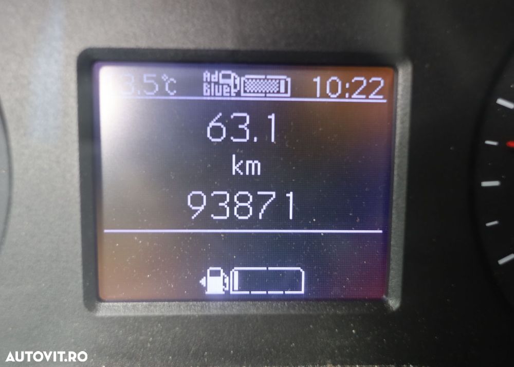 Mercedes-Benz Sprinter L2H2 - 24